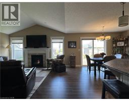 99 ANGLER Avenue - 12