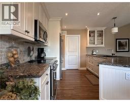99 ANGLER Avenue - 17