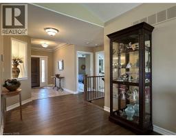 99 ANGLER Avenue - 31