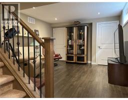 99 ANGLER Avenue - 32