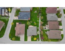 125 DEVONSHIRE Drive - 43