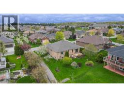 125 DEVONSHIRE Drive - 44