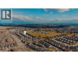 100 GARINGER Crescent - 34