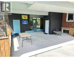 16 FOREST HILL Road - 8