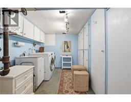 41 QUEEN MARY Drive - 27