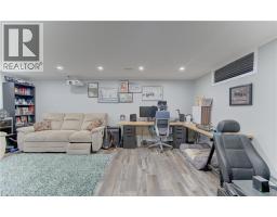 331 DANSBURY Drive - 17