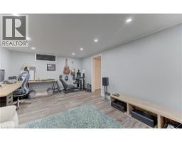 331 DANSBURY Drive - 19