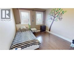 6466 LISGAR Drive - 17
