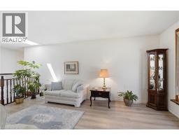 13 FALLINGBROOK Drive - 4