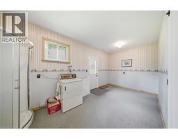 256 MONTCLAIR Crescent - 24