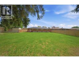 256 MONTCLAIR Crescent - 32