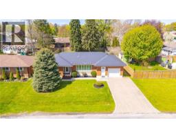 256 MONTCLAIR Crescent - 7