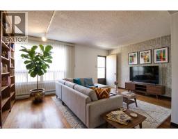 63 FONTHILL Road UnitNo. 4 - 12