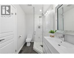 2202 BROOKHAVEN Crescent - 37