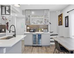 4 MANNING Street - 5