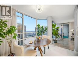 45 KINGSBRIDGE GARDEN Circle UnitNo. 3208 - 12