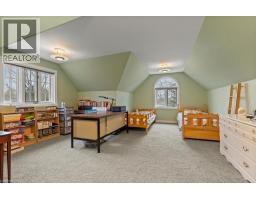 2 HICKORY Hollow - 30