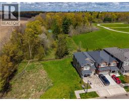 340 SHADY GLEN Crescent - 3