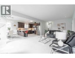 3 NARBONNE Crescent - 12