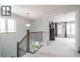 3 NARBONNE Crescent - 33