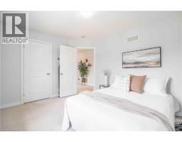 3 NARBONNE Crescent - 36