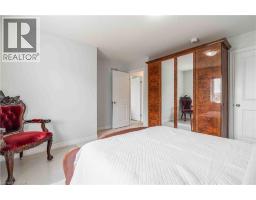 3 NARBONNE Crescent - 40