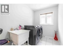 3 NARBONNE Crescent - 41