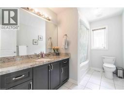 3 NARBONNE Crescent - 42