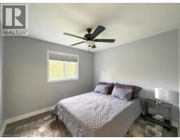 21 MAPLEWOOD Court - 24