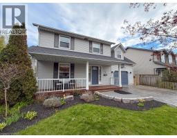 21 MAPLEWOOD Court - 3