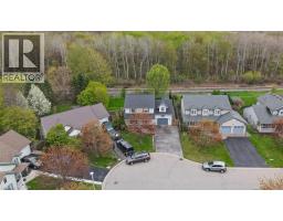 21 MAPLEWOOD Court - 49
