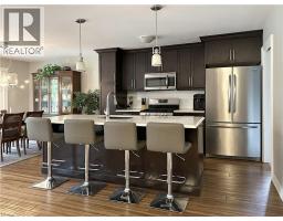 134 ANGLER Avenue - 10
