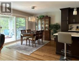 134 ANGLER Avenue - 11