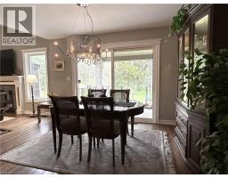 134 ANGLER Avenue - 12