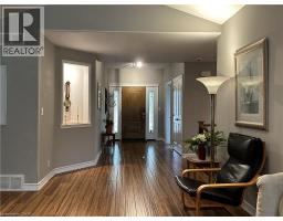 134 ANGLER Avenue - 3