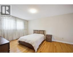 37 MOFFATT Avenue - 16