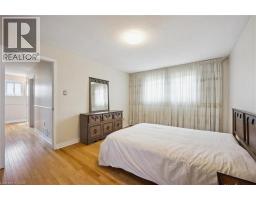 37 MOFFATT Avenue - 17