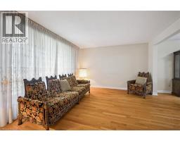 37 MOFFATT Avenue - 7