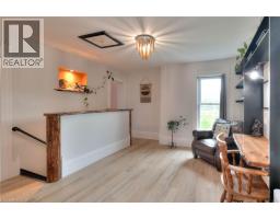 2027 VICTORIA Street - 21