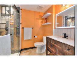 2027 VICTORIA Street - 22