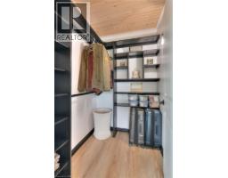 2027 VICTORIA Street - 28