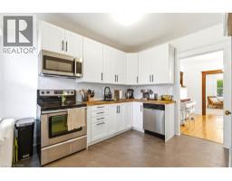 36 LOUISA Street - 12