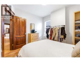 36 LOUISA Street - 17