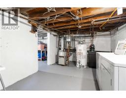 36 LOUISA Street - 24