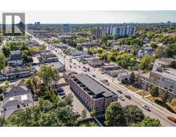 760 LAKESHORE Road E UnitNo. 207 - 21