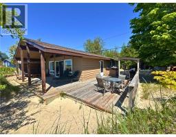 64 20TH Street S - 33