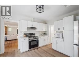 135 DEANE Avenue - 10