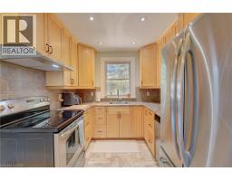 17 DANIEL Avenue - 13