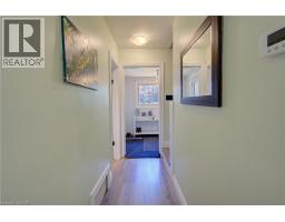 17 DANIEL Avenue - 18