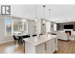 237 WATERBEND Crescent - 23